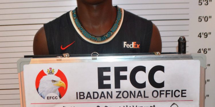 Cybercrime: Yahoo Boy to wash toilet for eight months in Osun