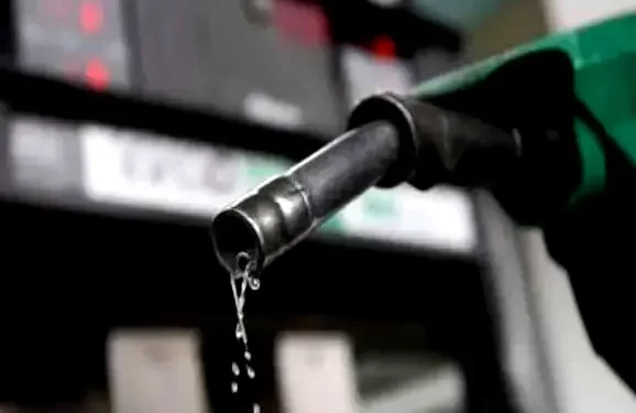 Scarcity: FG to sanction erring fuel stations, maintains N165 pump price