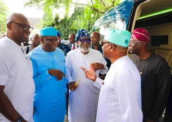 APC exploits PDP crisis, Atiku’s absence, woos Wike