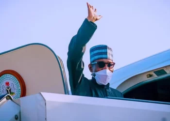 Amid convoy, Kuje attacks, Buhari jets out again