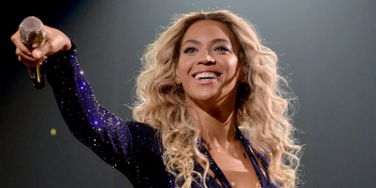 Beyoncé appreciates fans for shunning leaked album
