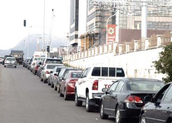 Abuja petrol scarcity persists, FG blames Kogi flood
