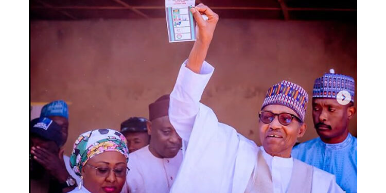 #NigeriaElections2023: Senior lawyers condemn Buhari’s open display of ballot paper