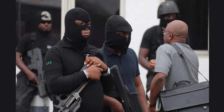 DSS operative kills fashion designer