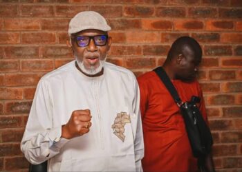Ondo State Governor Akeredolu Resumes Work After Medical Leave