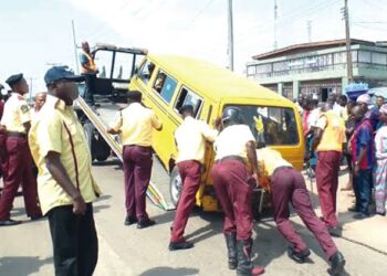Lagos Clears Abandoned Trailers for Safer Traffic in Apapa