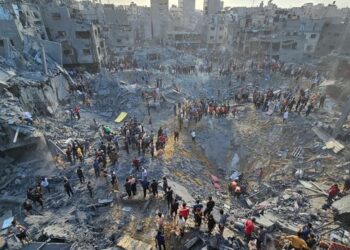 Israeli Strikes on Gaza Camp Raise War Crime Concerns; UN Warns as Crisis Escalates