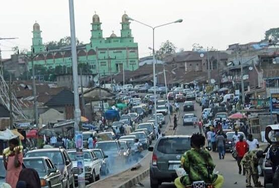 Sarki Sasa of Ibadanland Faces Suspension for Insubordination – Dirsepects Olubadan