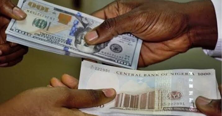 Naira Falls by 17.91% to N951.22/$ Amidst Forex Challenges