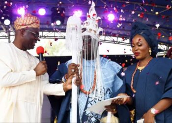 Aseyin of Iseyin Crowned as Governor Makinde Advocates Collaborative Economic Growth