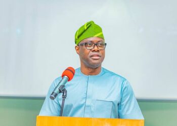 Governor Makinde Signs Executive Order on Handling Harmful Substances in Oyo State